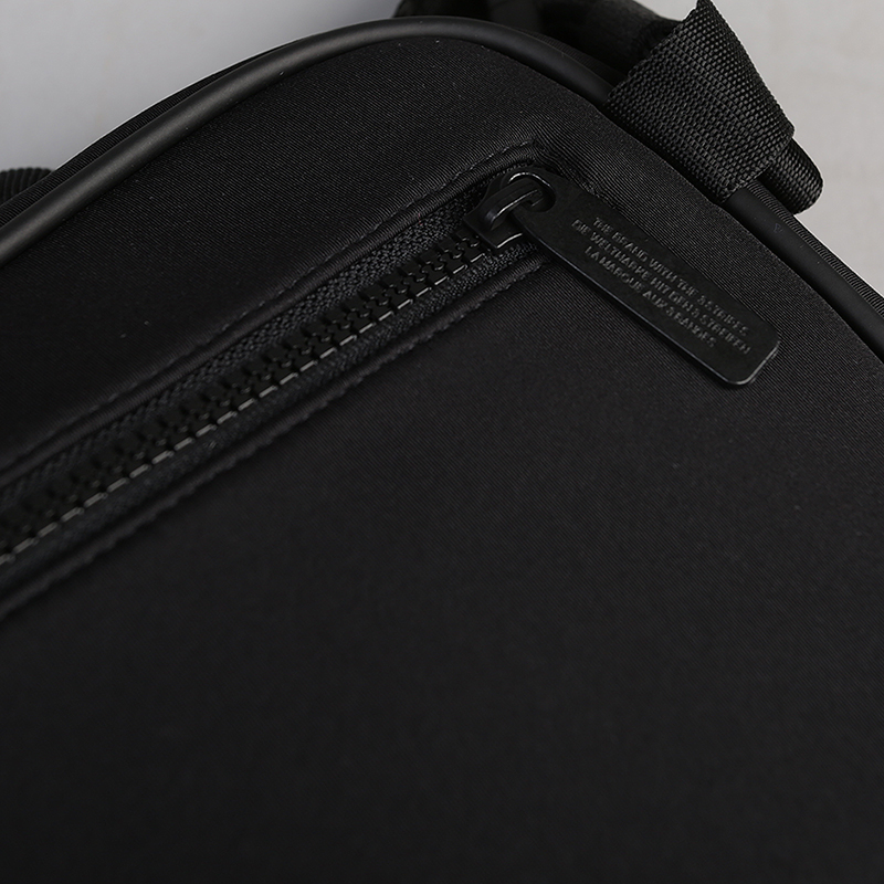  черная сумка adidas NMD Cross Body BR4668 - цена, описание, фото 5